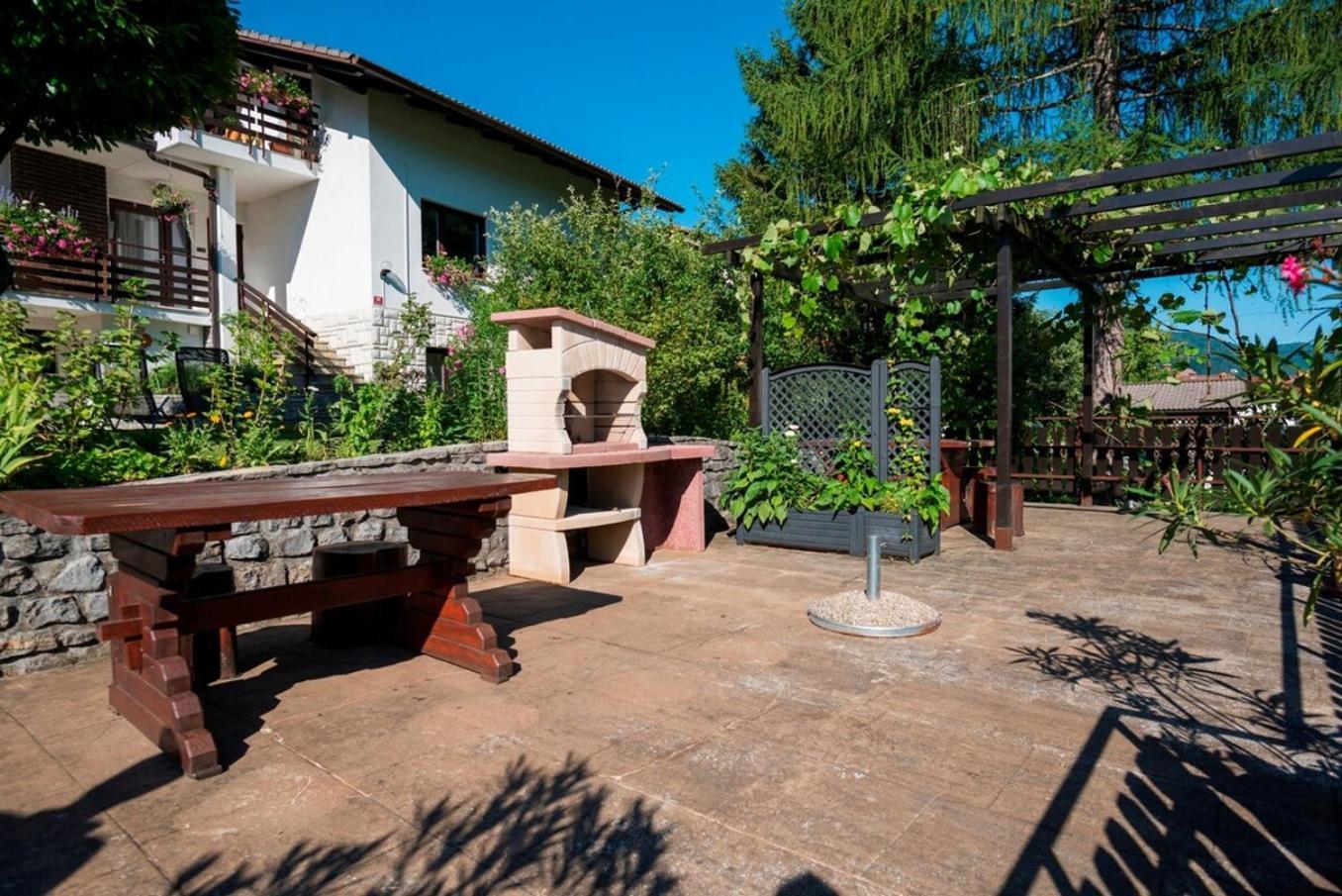 Apartamento Hisa Taljat Most na Soči Exterior foto